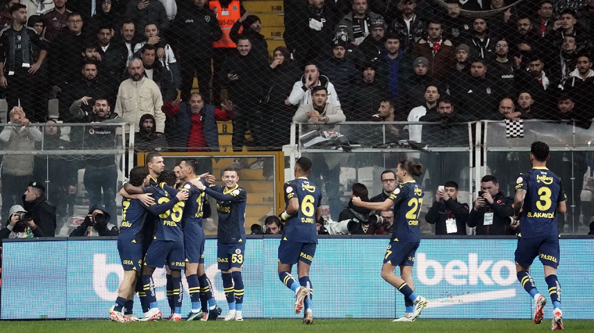 Fenerbahçe derbiyi kazandı! Liderliğe devam etti