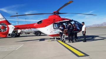 Ambulans helikopter Büşra bebek için havalandı