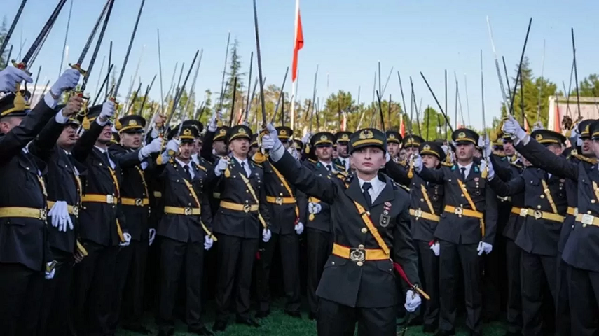 MSB’den teğmenlerin kılıçlı yeminine ilişkin açıklama